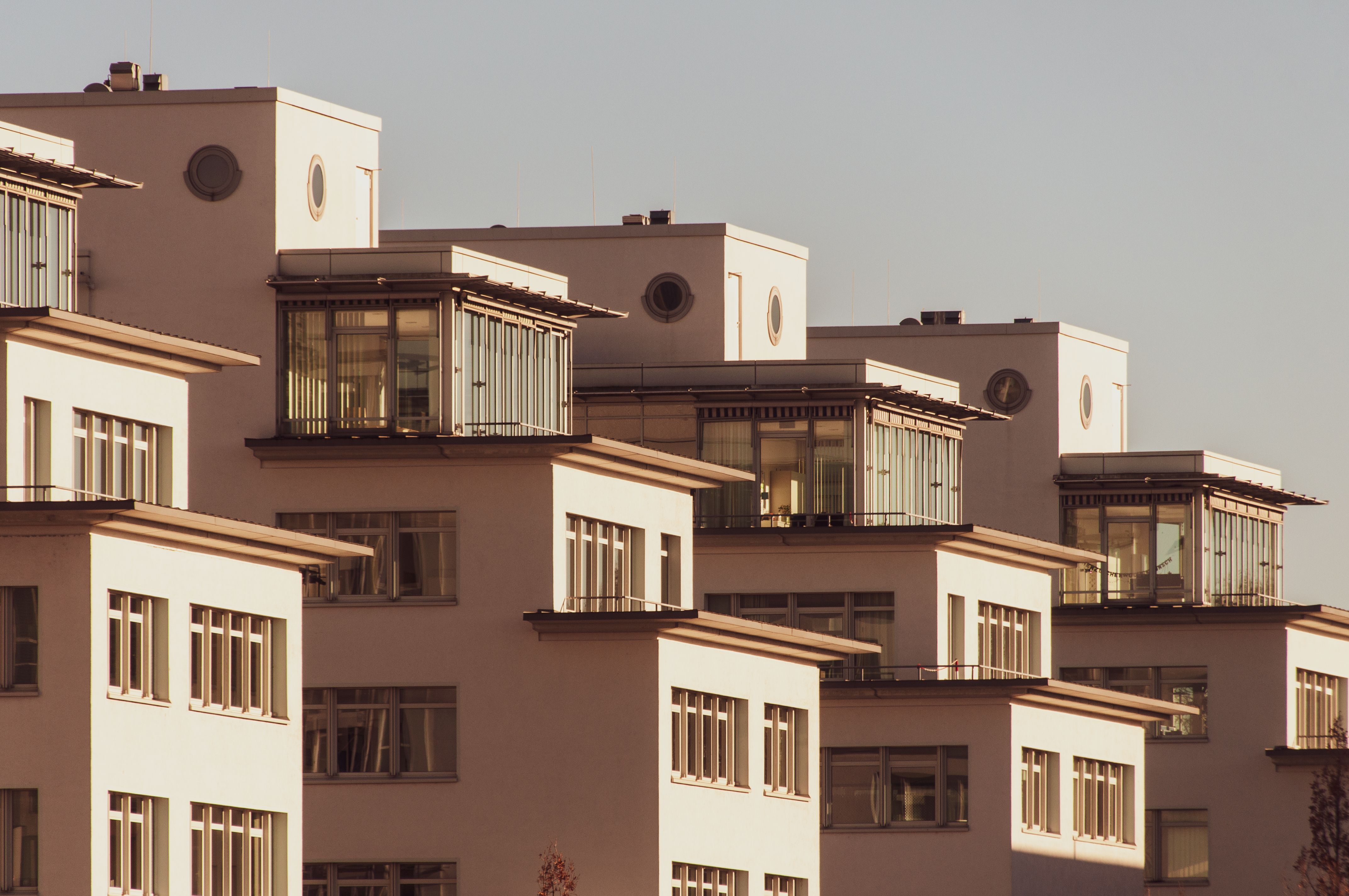 Bloc de locuințe moderne